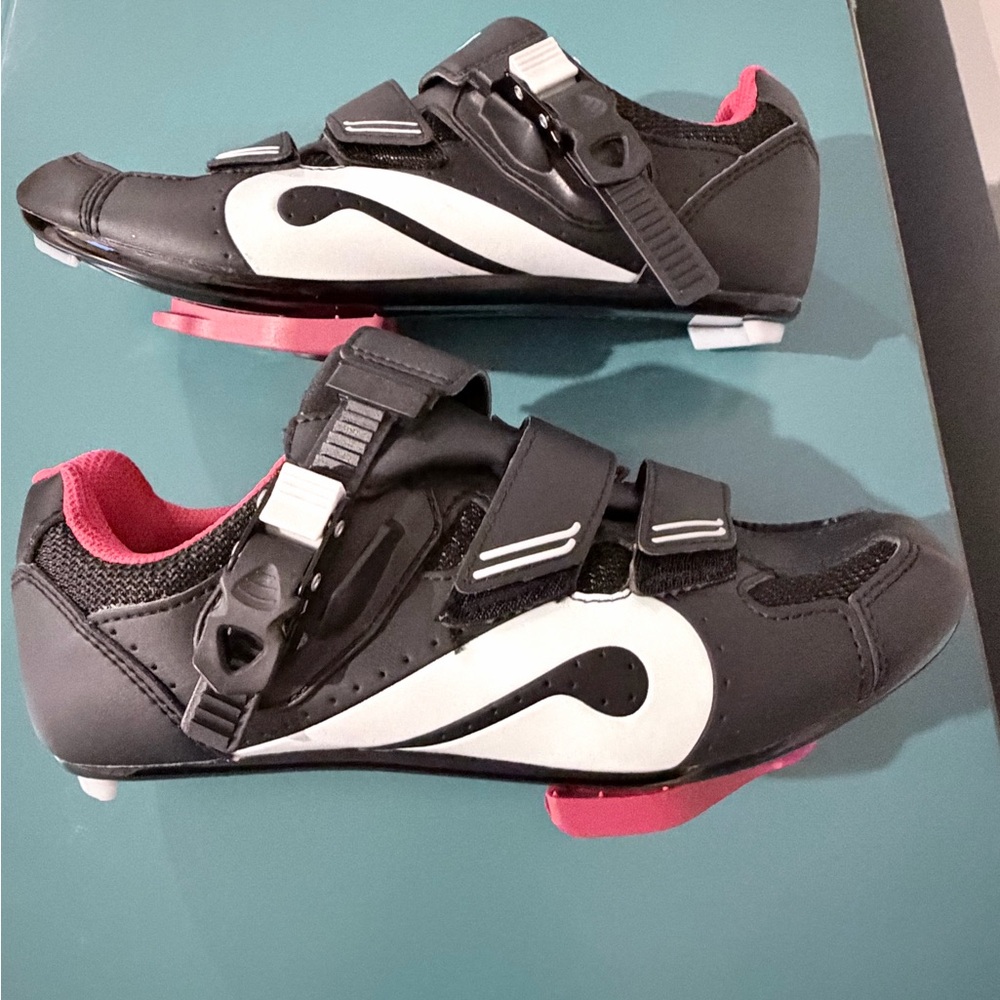Peloton Black and White Cycling Shoes with Red Accents